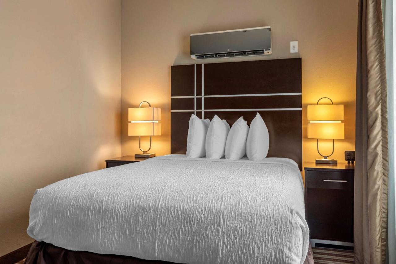 Best Western Plus North Odessa Inn & Suites Exterior foto